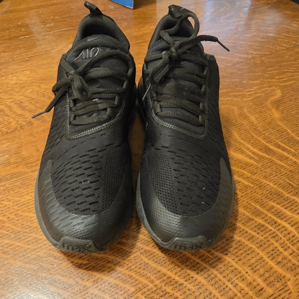 Size 7 - Nike Air Max 270 Low Triple Black‎ Mens